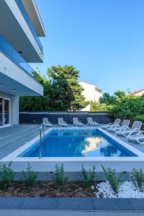Seka Apartments With A Pool Kaštela Eksteriør bilde
